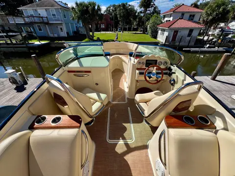 2020 Chris-Craft Launch 27, photo 1 in Daytona Beach, FL