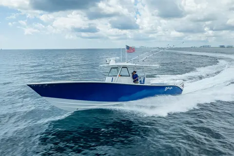 2023 Yellowfin 39 Offshore, photo 1 in Dania Beach, FL