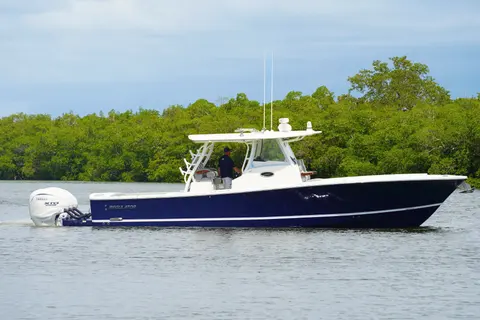 2024 Regulator 37, photo 1 in Bonita Springs, FL