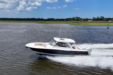 2022 Southport 33 DC, photo 1 in Stuart, FL