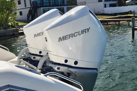 2012 Pursuit C 310 Center Console, photo 1 in Jupiter, FL