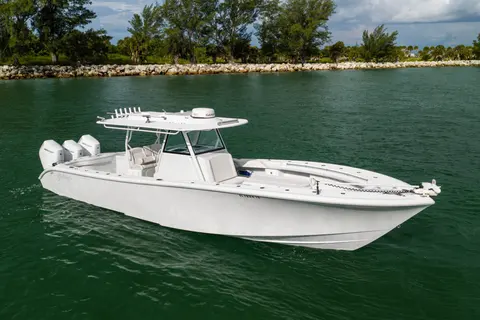 2022 Yellowfin 39 Offshore, photo 1 in Largo, FL