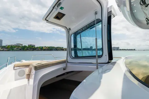 2025 Axopar 45 Cross Top, photo 1 in Aventura, FL