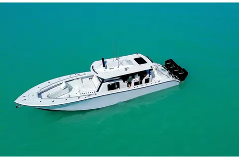 2024 Yellowfin 42 Offshore, photo 1 in St Petersburg, FL