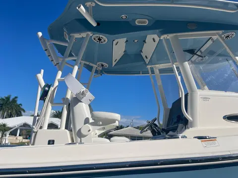 2020 Cobia 301 Center Console, photo 1 in North Palm Beach, FL