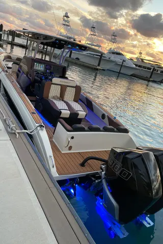 2021 Statement 350 Open, photo 1 in Jupiter, FL