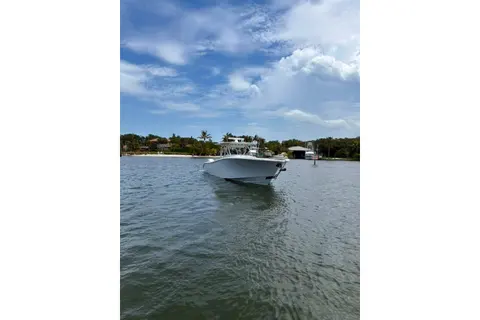 2014 Yellowfin 42 Offshore, photo 1 in Stuart, FL
