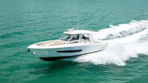 2017 Boston Whaler 420 Outrage, photo 1 in Fort Myers, FL
