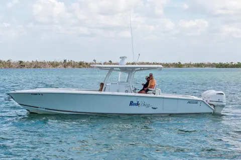 2015 Jupiter 34 HFS, photo 1 in Cape Coral, FL