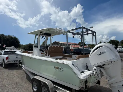2024 Sea Hunt Ultra 239SE, photo 1 in Pensacola, FL