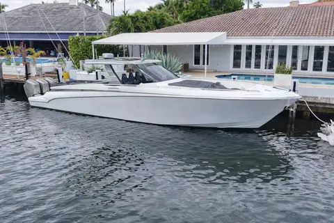 2023 Canados 493 Gladiator, photo 1 in Fort Lauderdale, FL