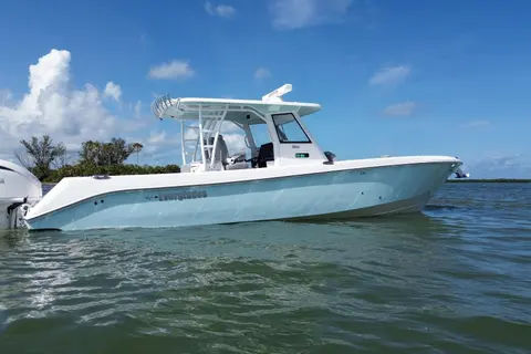 2024 Everglades 365 Center Console, photo 1 in Dunedin, FL