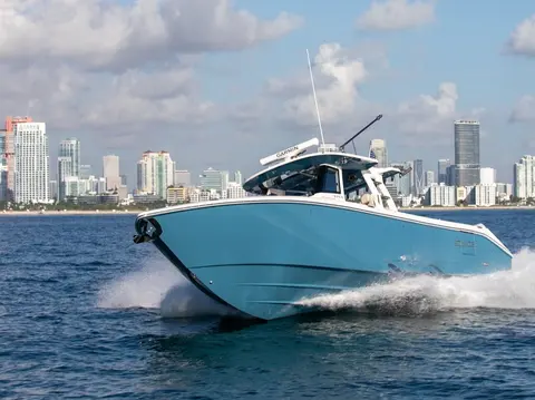 2026 Solace 37CS, photo 1 in Fort Lauderdale, FL
