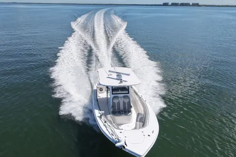 2022 Sea Pro 320 DLX Offshore, photo 1 in Punta Gorda, FL