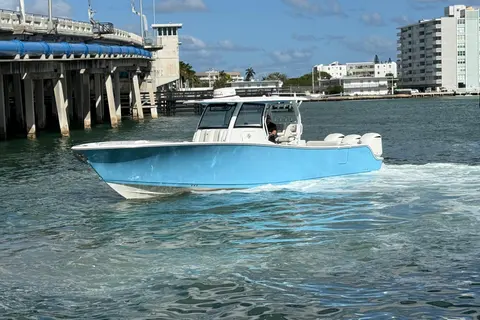 2020 Sportsman Open 352 Center Console, photo 1 in Miami, FL