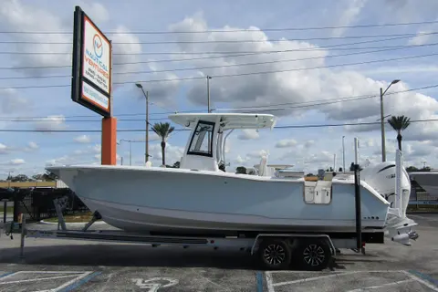 2025 Sea Hunt Ultra 275SE, photo 1 in Holiday, FL
