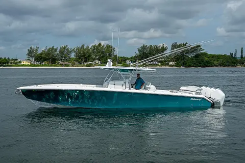 2020 Bahama 41, photo 1 in Palm Beach Gardens, FL