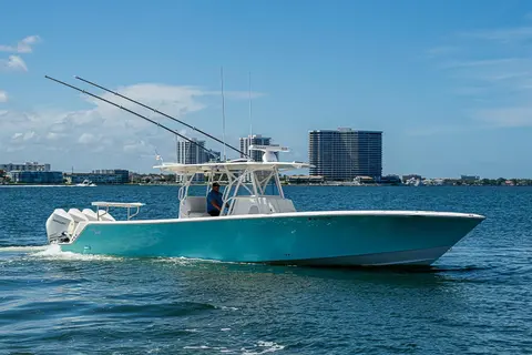 2023 SeaVee 390B, photo 1 in Riviera Beach, FL