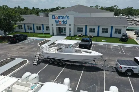 2026 Jupiter 30, photo 1 in Bradenton, FL