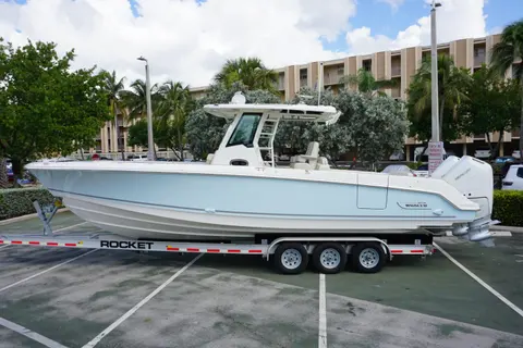 2026 Boston Whaler 330 Outrage, photo 1 in Fort Lauderdale, FL