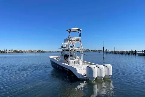 2013 Everglades 355 Center Console, photo 1 in Panama City, FL