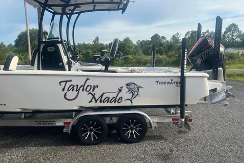 2021 Tidewater 2500 Carolina Bay, photo 1 in Jacksonville, FL