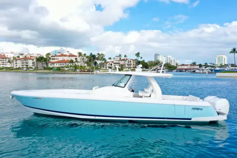 2022 Intrepid 407 Nomad SE, photo 1 in Miami Beach, FL