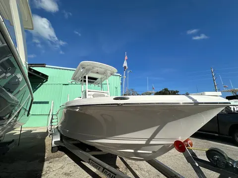 2026 Caymas 24 HB, photo 1 in Riviera Beach, FL