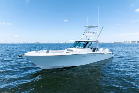 2024 Bertram 39 CC, photo 1 in St Petersburg, FL