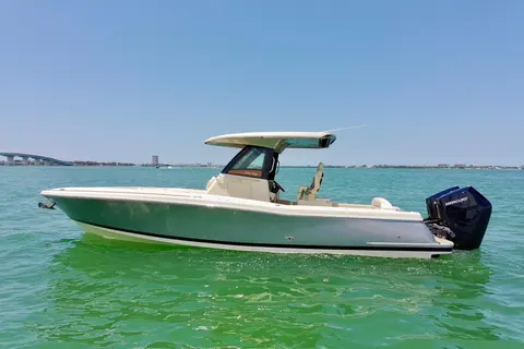 2026 Chris-Craft Catalina 31, photo 1 in Sarasota, FL