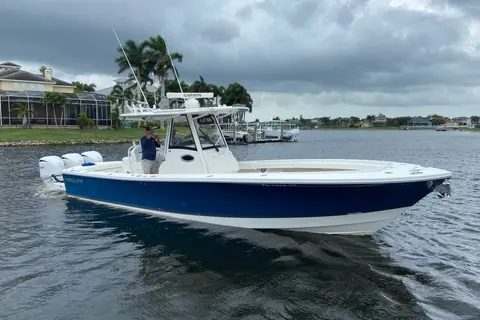 2022 Regulator 34, photo 1 in St Petersburg, FL