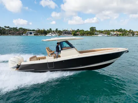 2022 Chris-Craft Catalina 30, photo 1 in Miami, FL