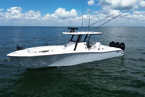 2024 Invincible 36 Open Fisherman, photo 1 in St Petersburg, FL