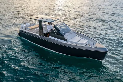 2024 Schaefer V33, photo 1 in Dania Beach, FL