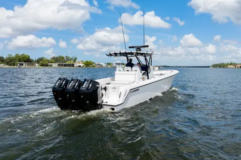 2025 Contender 39 ST, photo 1 in Crystal River, FL