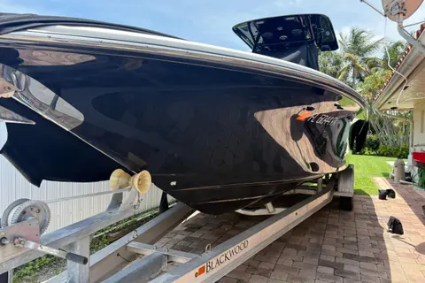 2015 Blackwood 27, photo 1 in Hallandale Beach, FL