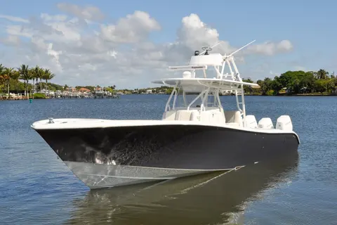 2011 Yellowfin 39 Offshore, photo 1 in Jupiter, FL