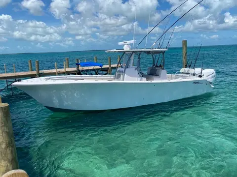 2026 Front Runner 33 Center Console, photo 1 in Key Largo, FL