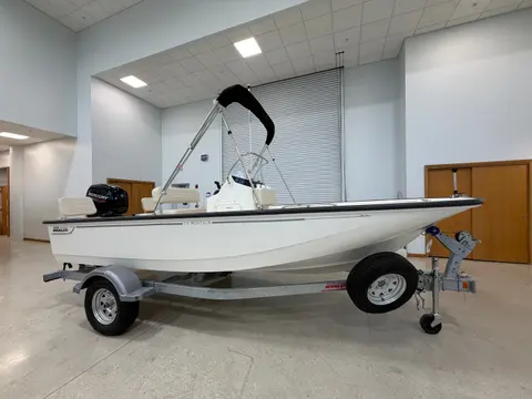 2027 Boston Whaler 170 Montauk, photo 1 in Stuart, FL