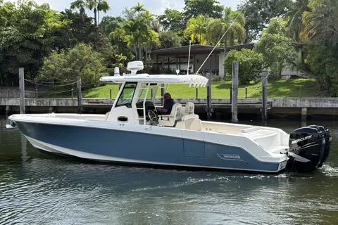 2016 Boston Whaler 330 Outrage, photo 1 in Coral Gables, FL