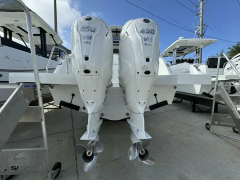 2026 Jeanneau 10.5 CC, photo 1 in Saint Petersburg, FL