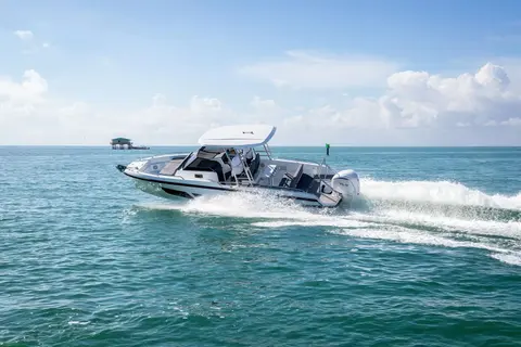 2023 Quarken 27 T-Top, photo 1 in Miami, FL