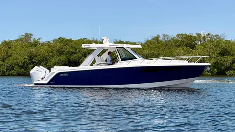 2026 Intrepid 35 Valor, photo 1 in Fort Myers, FL