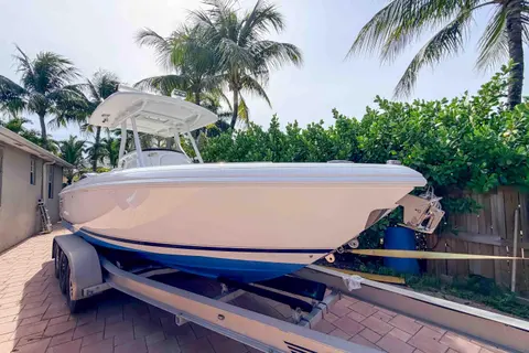2016 Intrepid 245 Center Console, photo 1 in Fort Lauderdale, FL