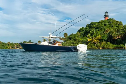 2027 Valhalla V-41, photo 1 in Riviera Beach, FL