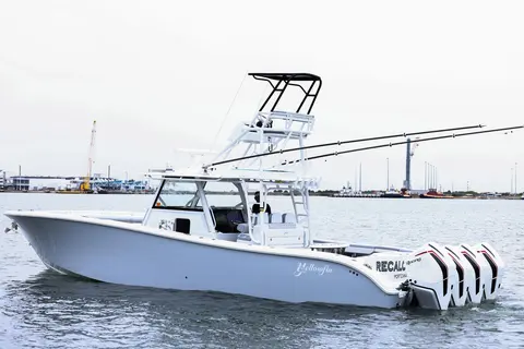 2020 Yellowfin 42 Offshore, photo 1 in Cape Canaveral, FL