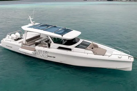 2025 Axopar 45 Cross Top, photo 1 in Aventura, FL