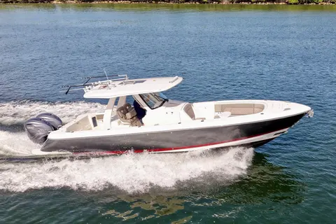 2019 Intrepid 345 Nomad SE, photo 1 in Miami Beach, FL
