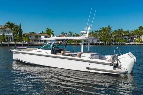 2025 Axopar 37 Sun-Top, photo 1 in Fort Lauderdale, FL