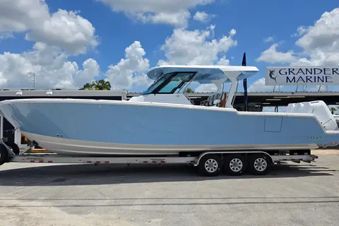 2027 Bertram 39 CC, photo 1 in St Petersburg, FL